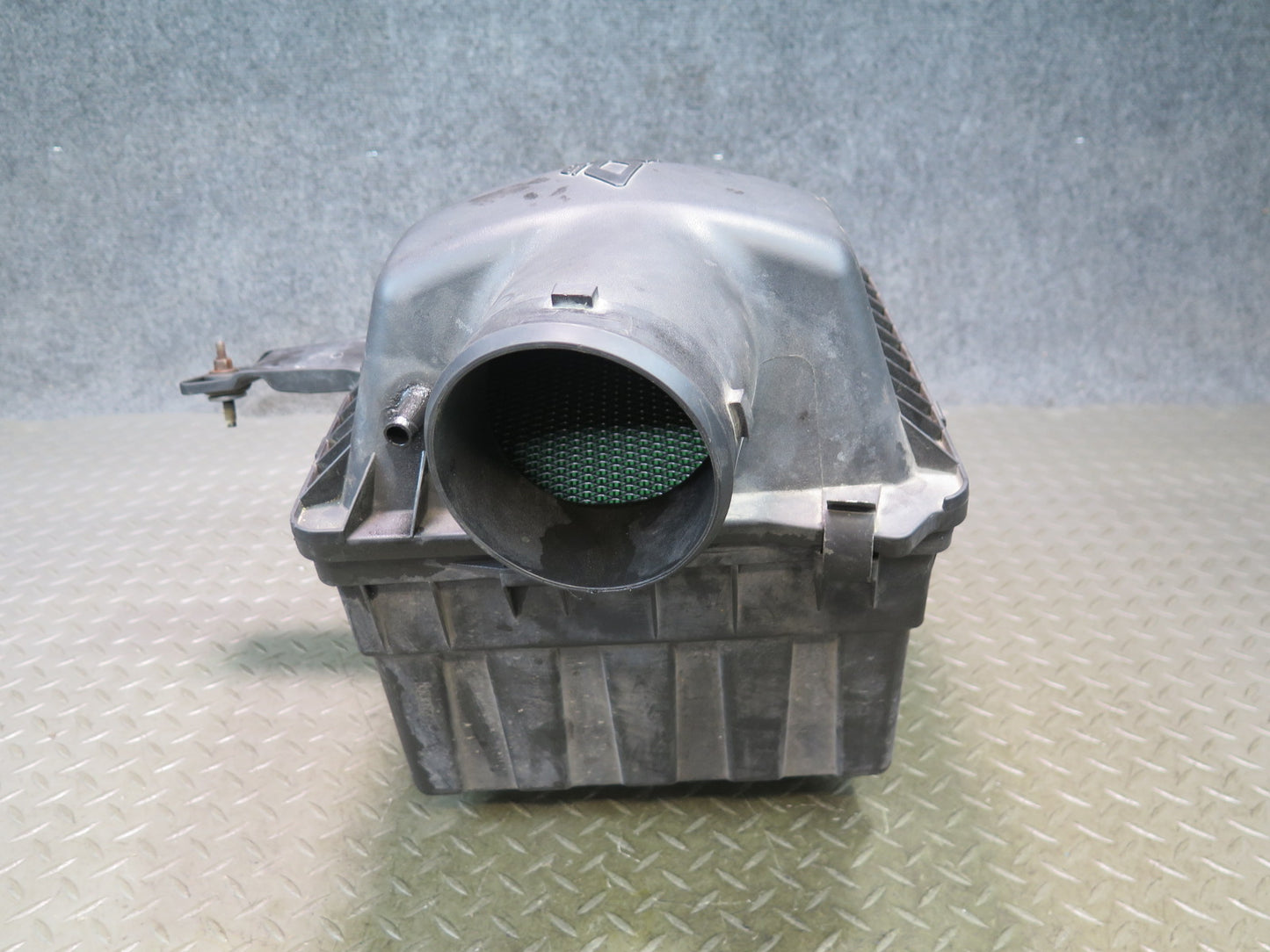 05-06 Dodge RAM SRT10 DR Air Intake Cleaner Filter Box Assembly 05029459AD OEM