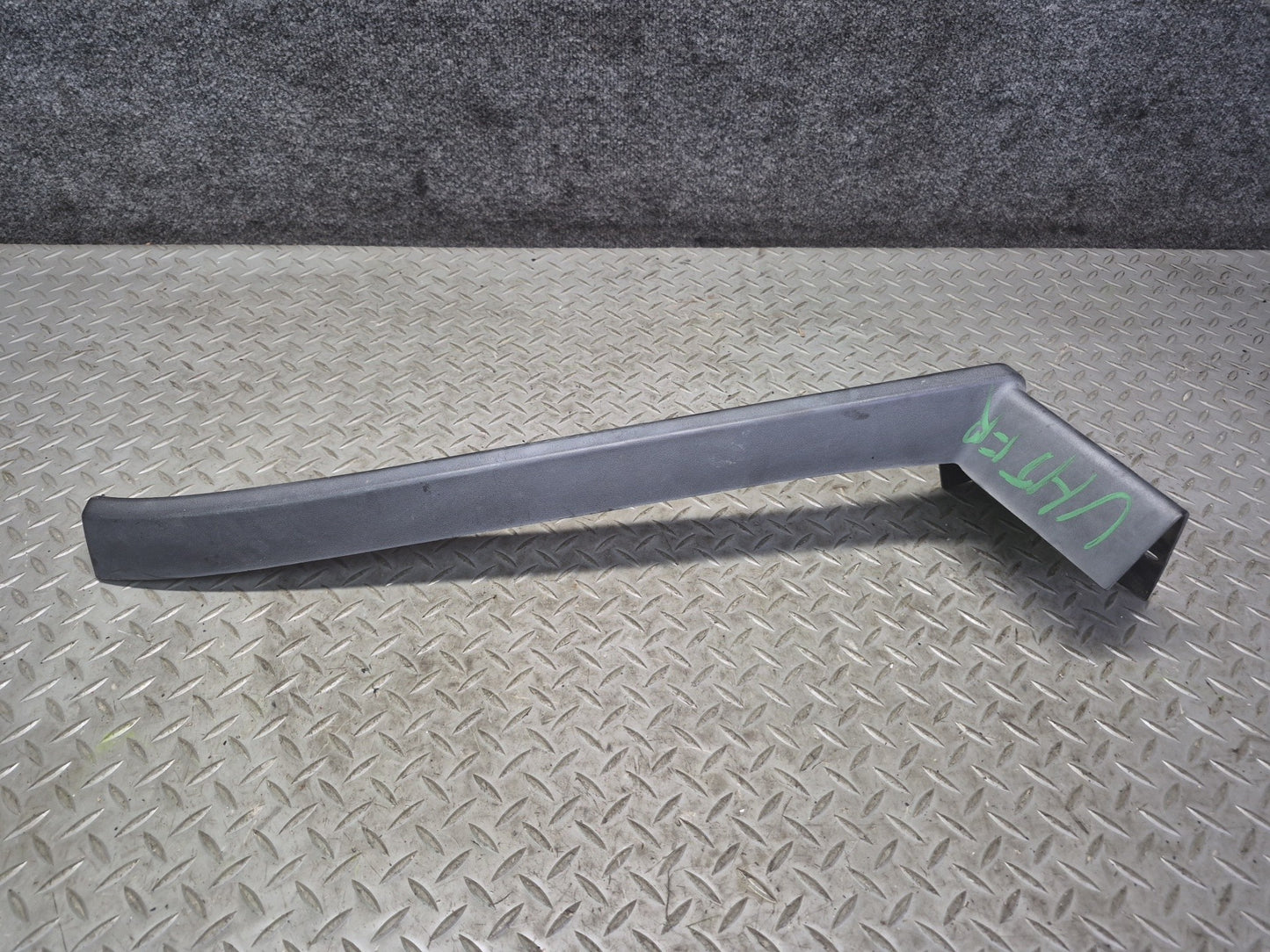 2003-2009 Hummer H2 Front Fender Flare Wheel Arch Lower Trim Molding Set of 2