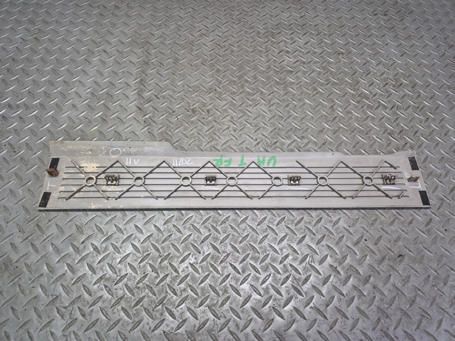 2003-2009 Hummer H2 Front Left & Right Door Scuff Sill Plate Trim Panel Set of 2