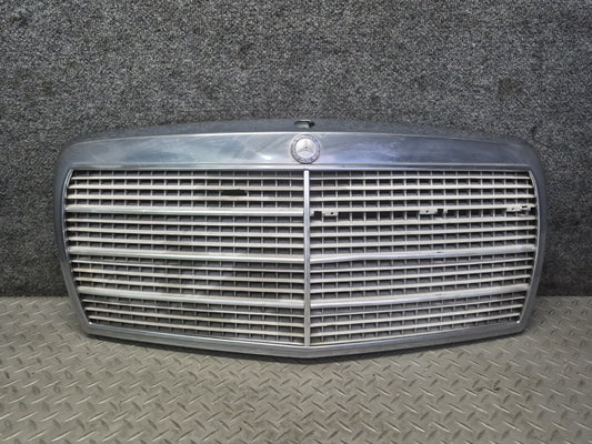 86-91 Mercedes W126 560SEL Front Hood Upper Chrome Grille Damaged