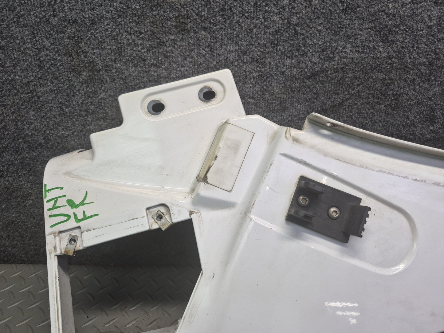 2003-2009 Hummer H2 Front Right Fender Shell Cover Panel Olympic White 15062998