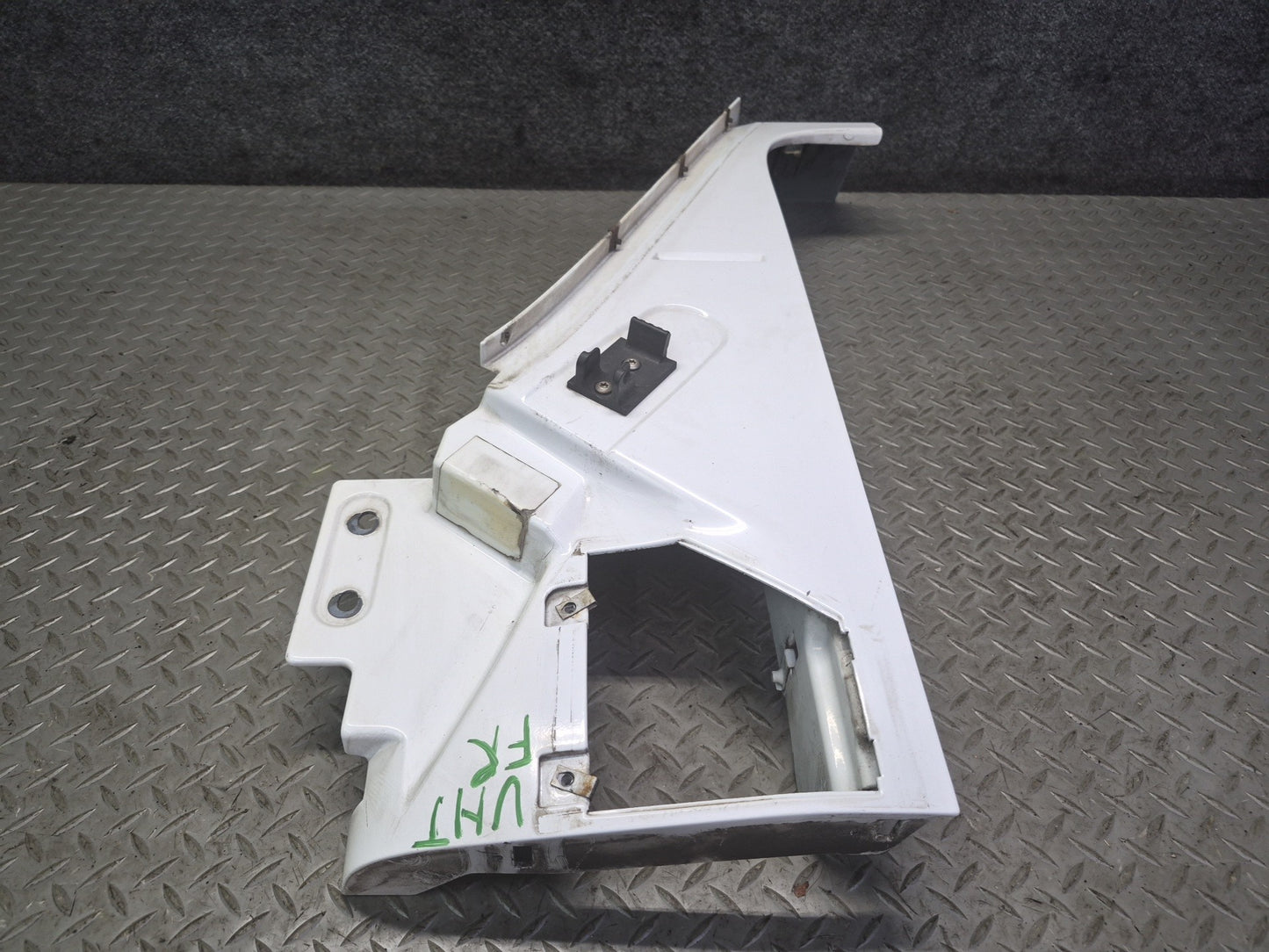 2003-2009 Hummer H2 Front Right Fender Shell Cover Panel Olympic White 15062998