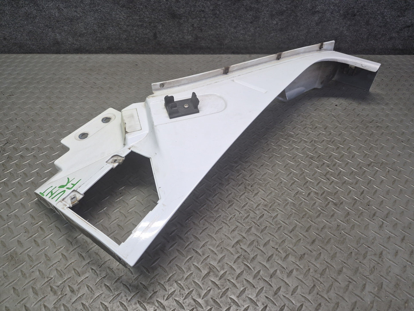 2003-2009 Hummer H2 Front Right Fender Shell Cover Panel Olympic White 15062998