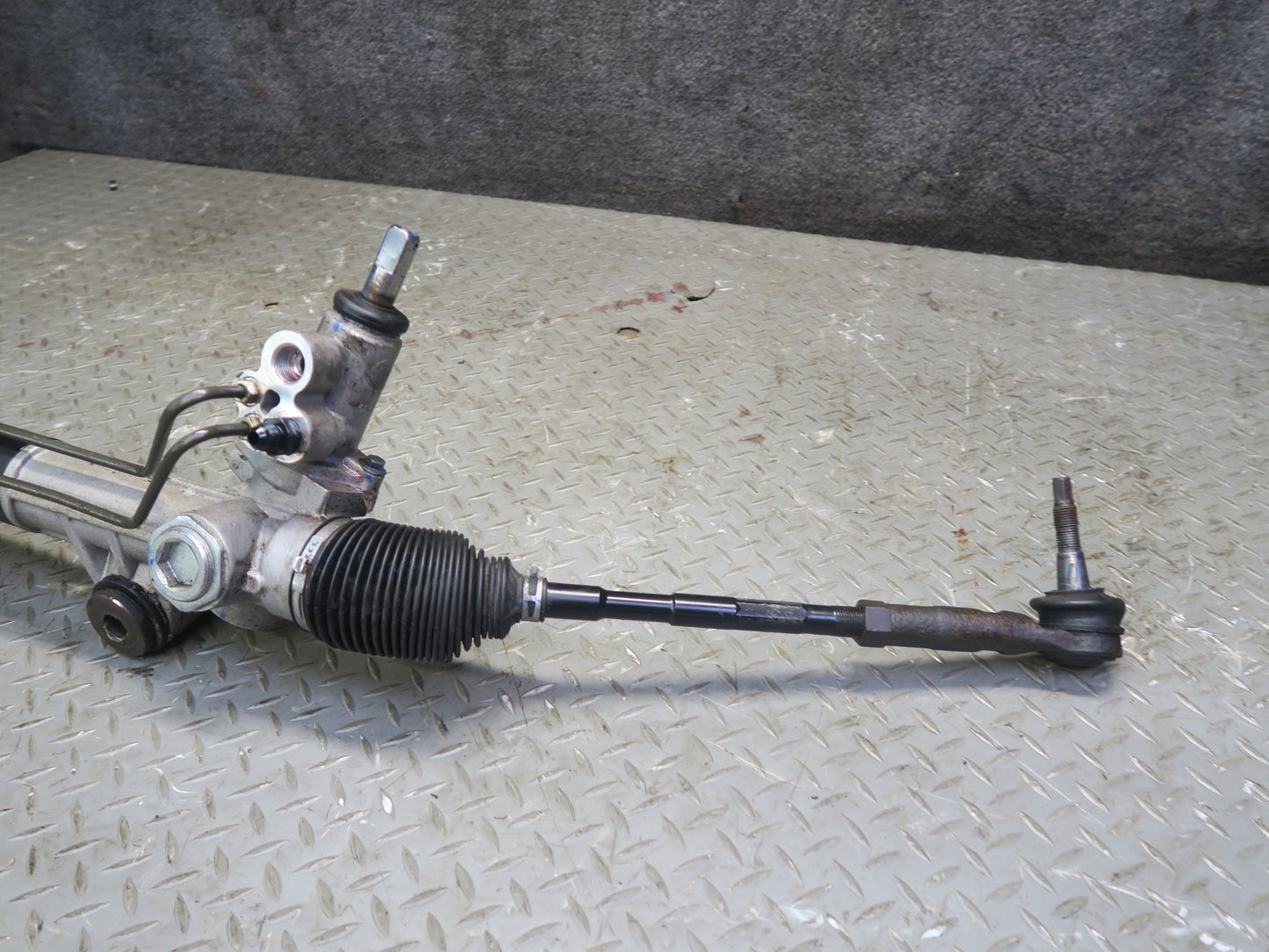 04-08 Dodge RAM 1500 DR 4x2 Power Steering Rack & Pinion OEM