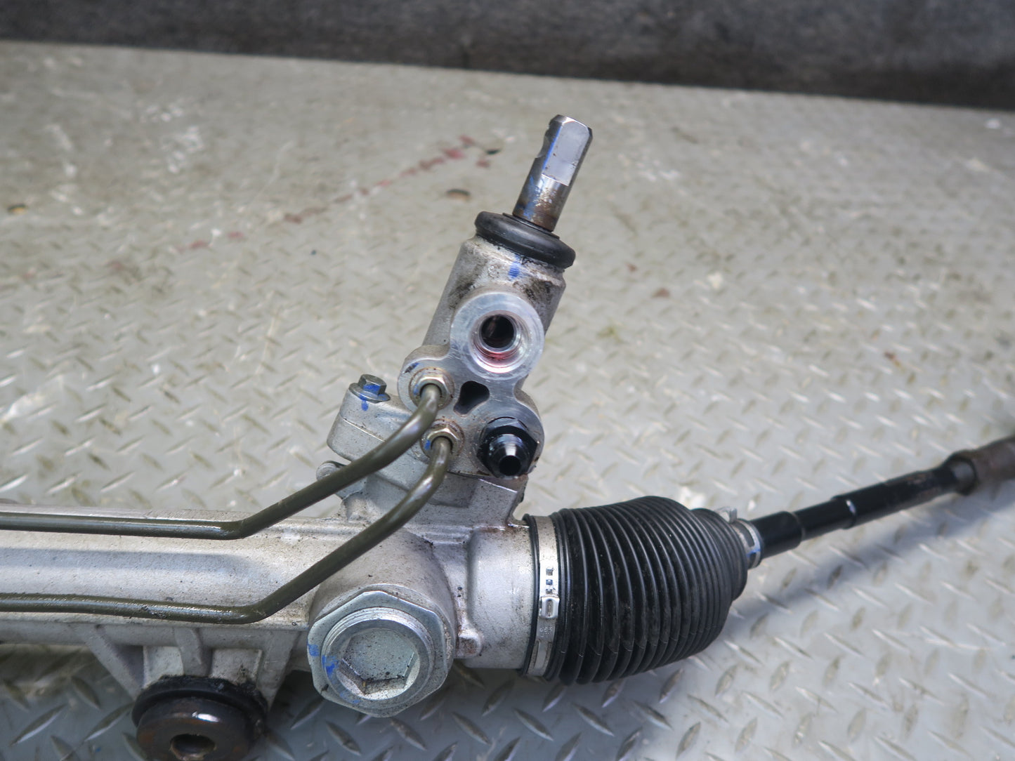 04-08 Dodge RAM 1500 DR 4x2 Power Steering Rack & Pinion OEM