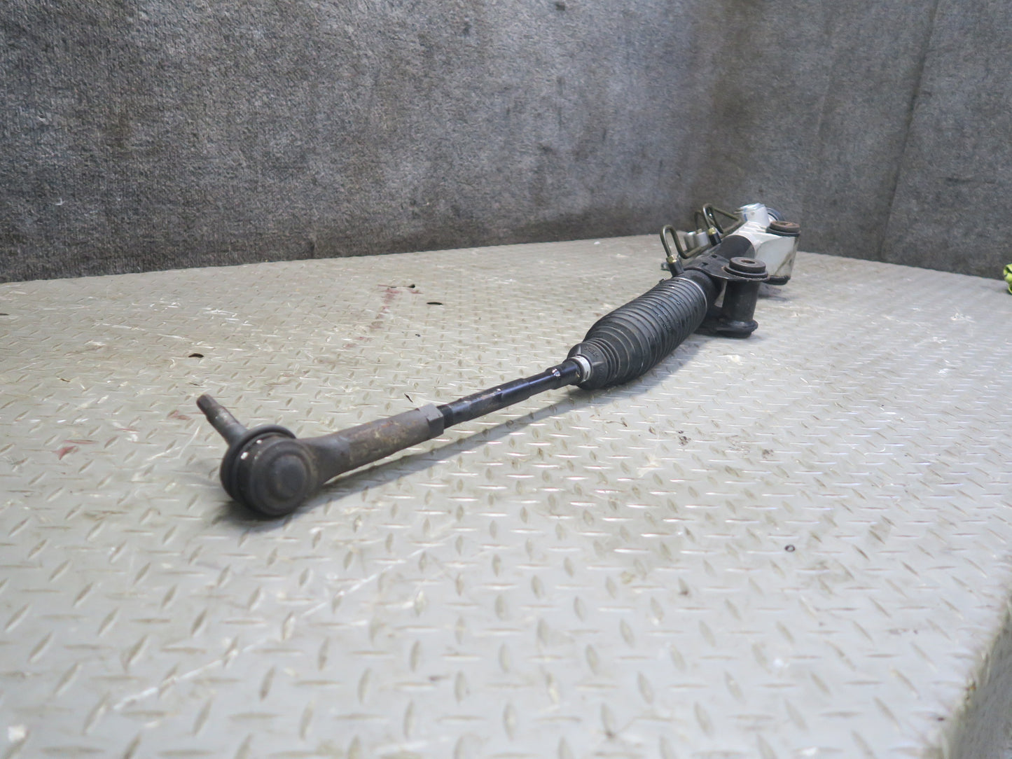 04-08 Dodge RAM 1500 DR 4x2 Power Steering Rack & Pinion OEM