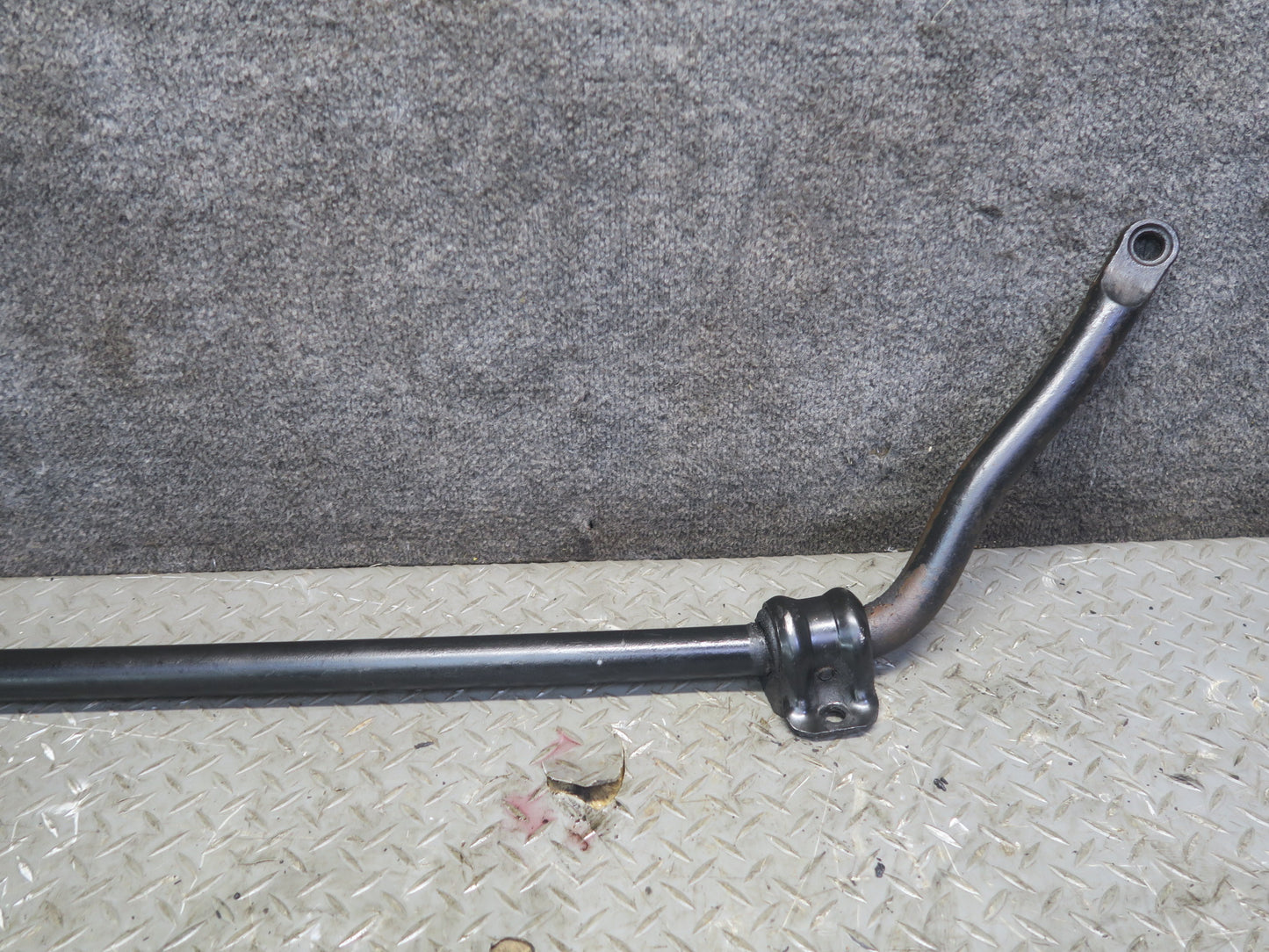 05-08 Dodge RAM Crew CAB 1500 DR 4x2 Front Anti Roll Sway Bar Stabilizer