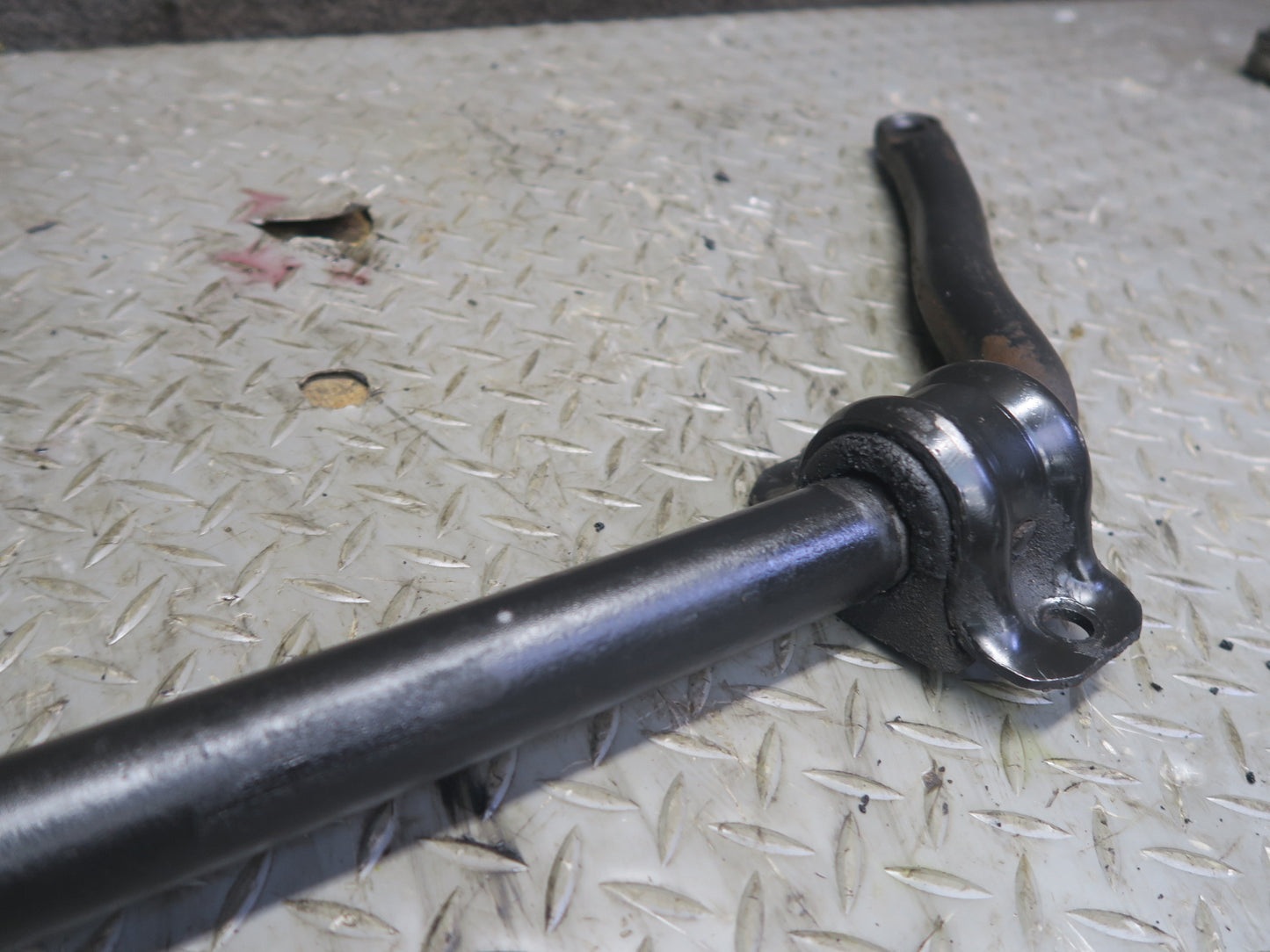 05-08 Dodge RAM Crew CAB 1500 DR 4x2 Front Anti Roll Sway Bar Stabilizer