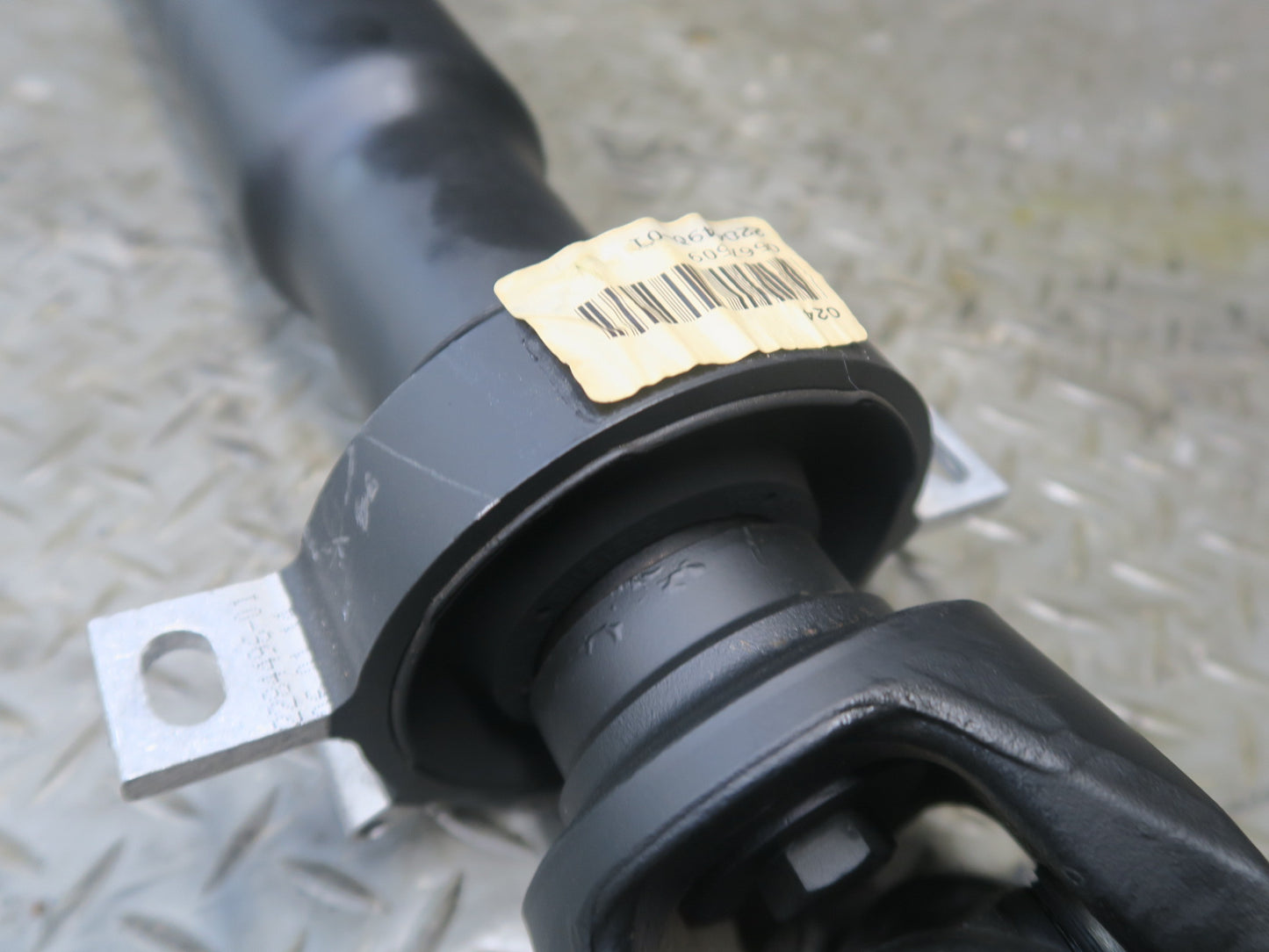 2012-2016 BMW F10 M5 M/T DCT Rear Driveshaft Drive Shaft 2284490