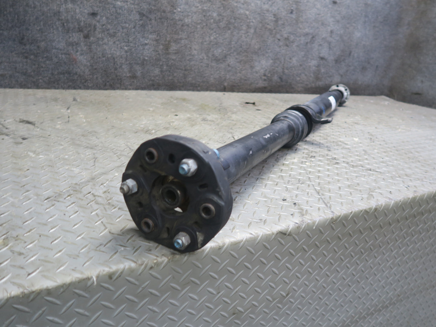 2012-2015 Mercedes W166 ML63 AMG AWD Rear Driveshaft Drive Shaft 1664105006
