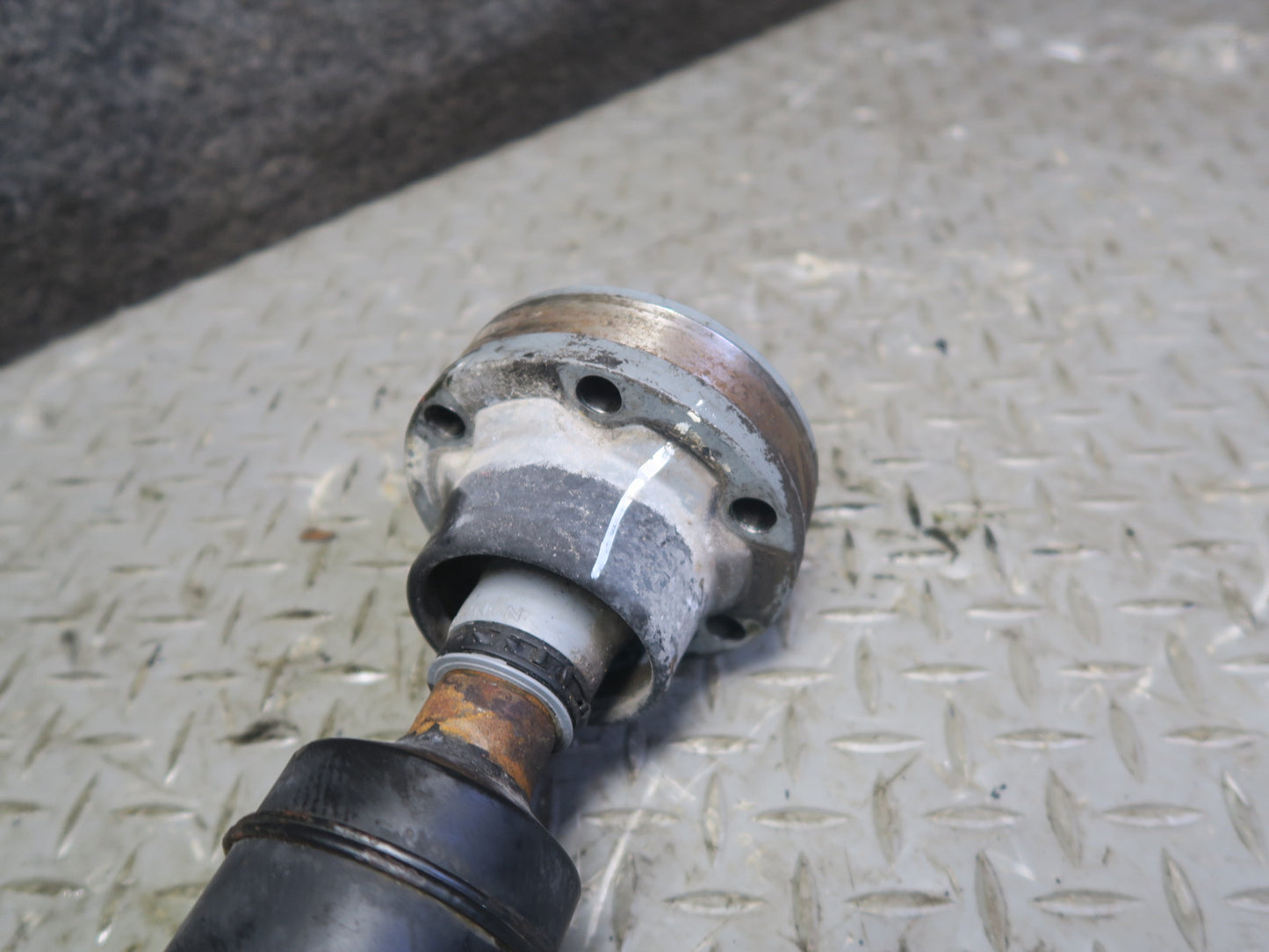 2012-2015 Mercedes W166 ML63 AMG AWD Rear Driveshaft Drive Shaft 1664105006