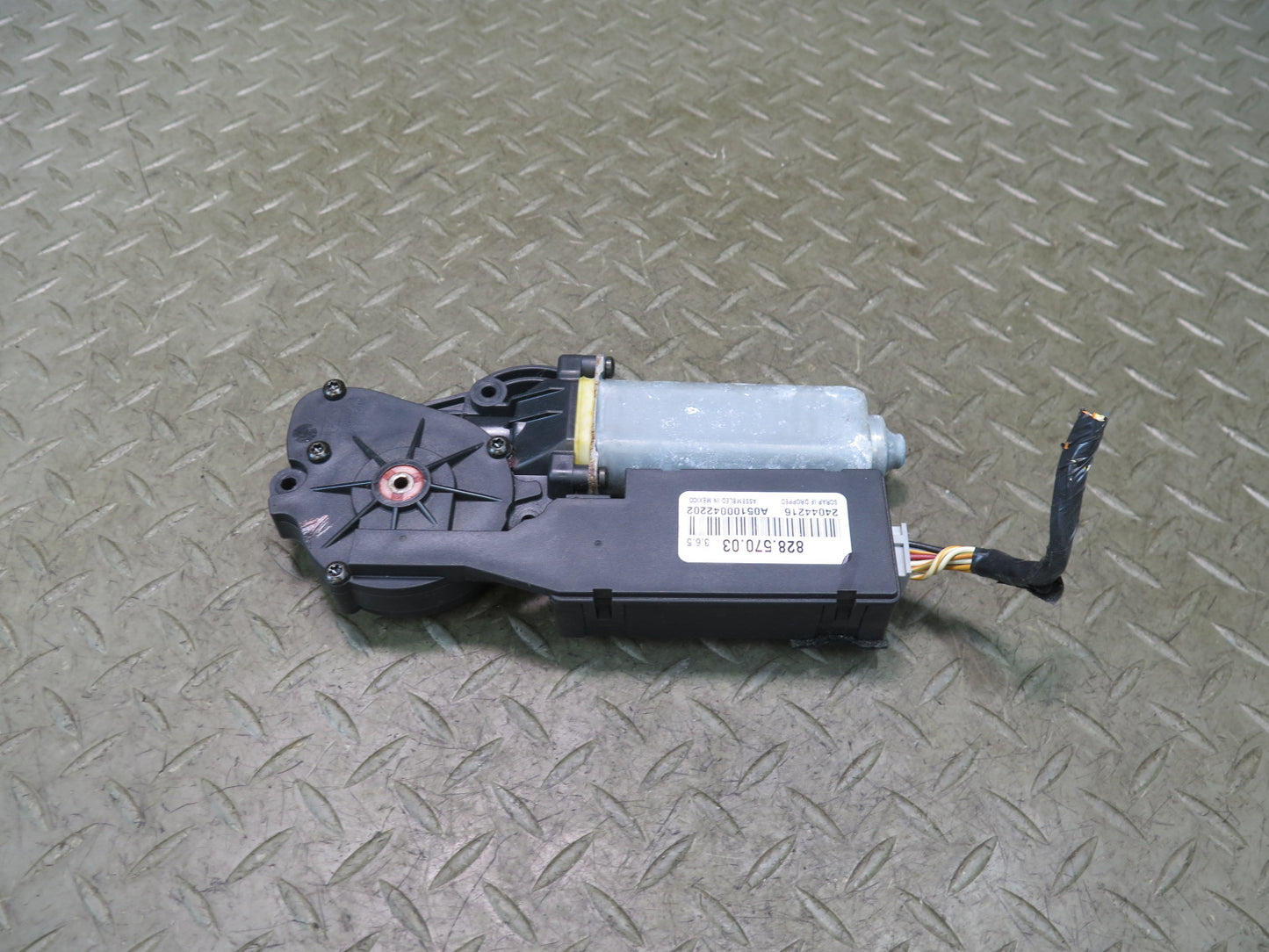 05-08 Dodge RAM 1500 DR Sunroof Motor Drive Unit
