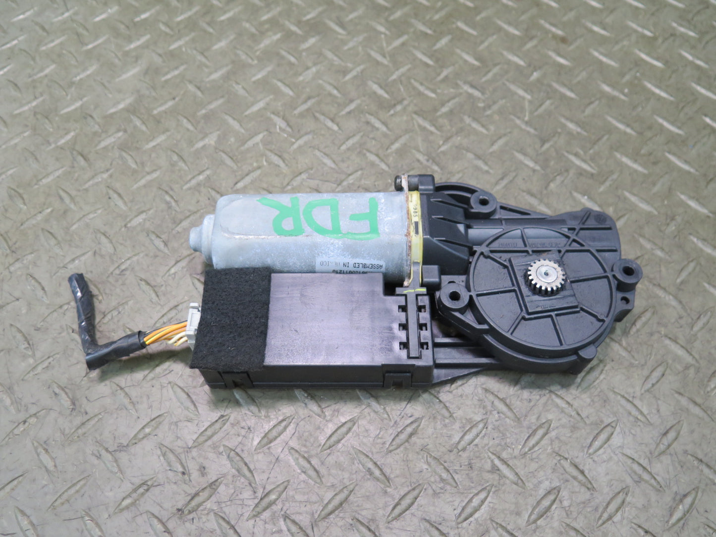 05-08 Dodge RAM 1500 DR Sunroof Motor Drive Unit