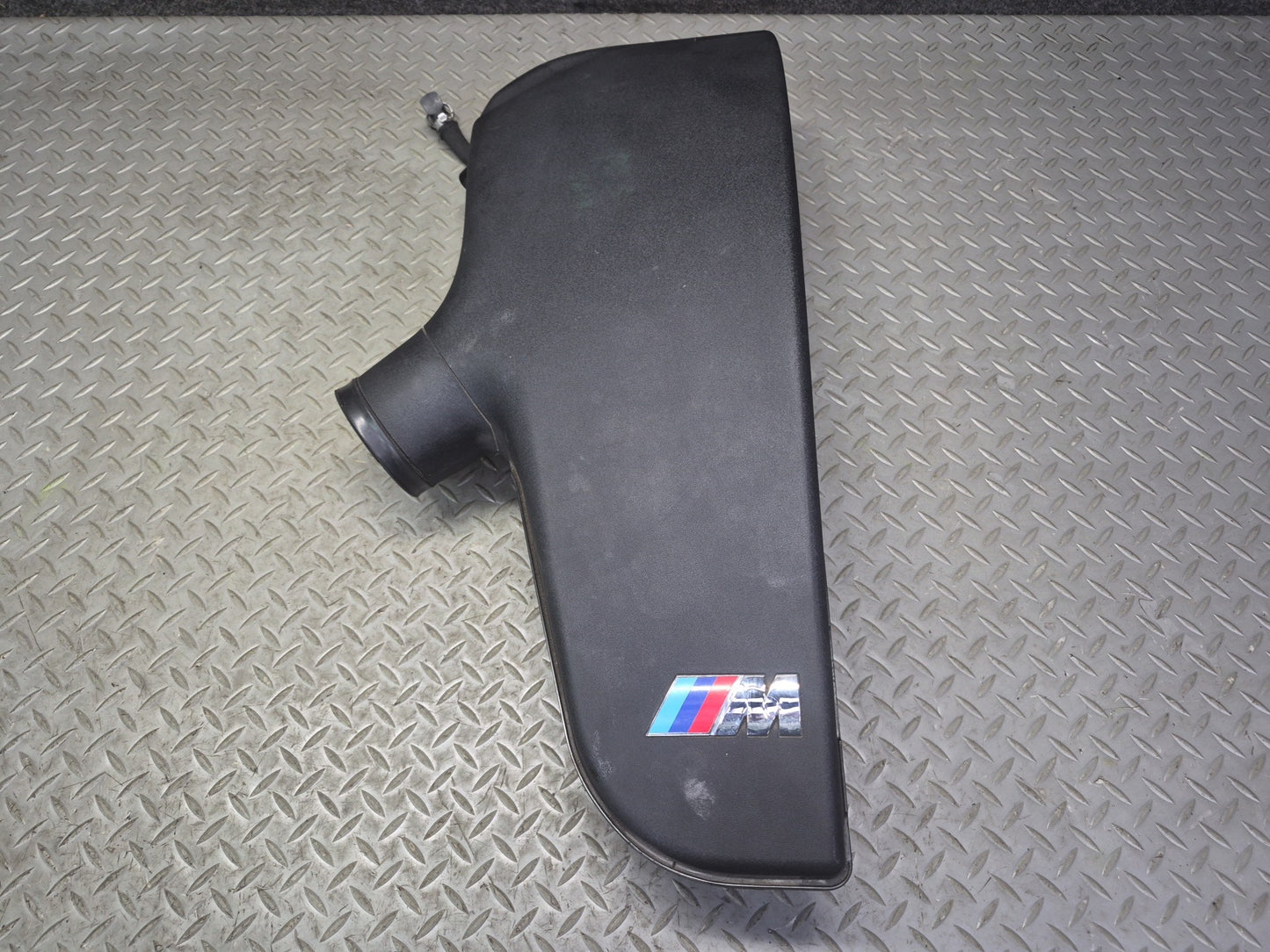 2006-2010 BMW E64 E63 M6 Left & Right Side Air Intake Intake Manifold Plenum Set