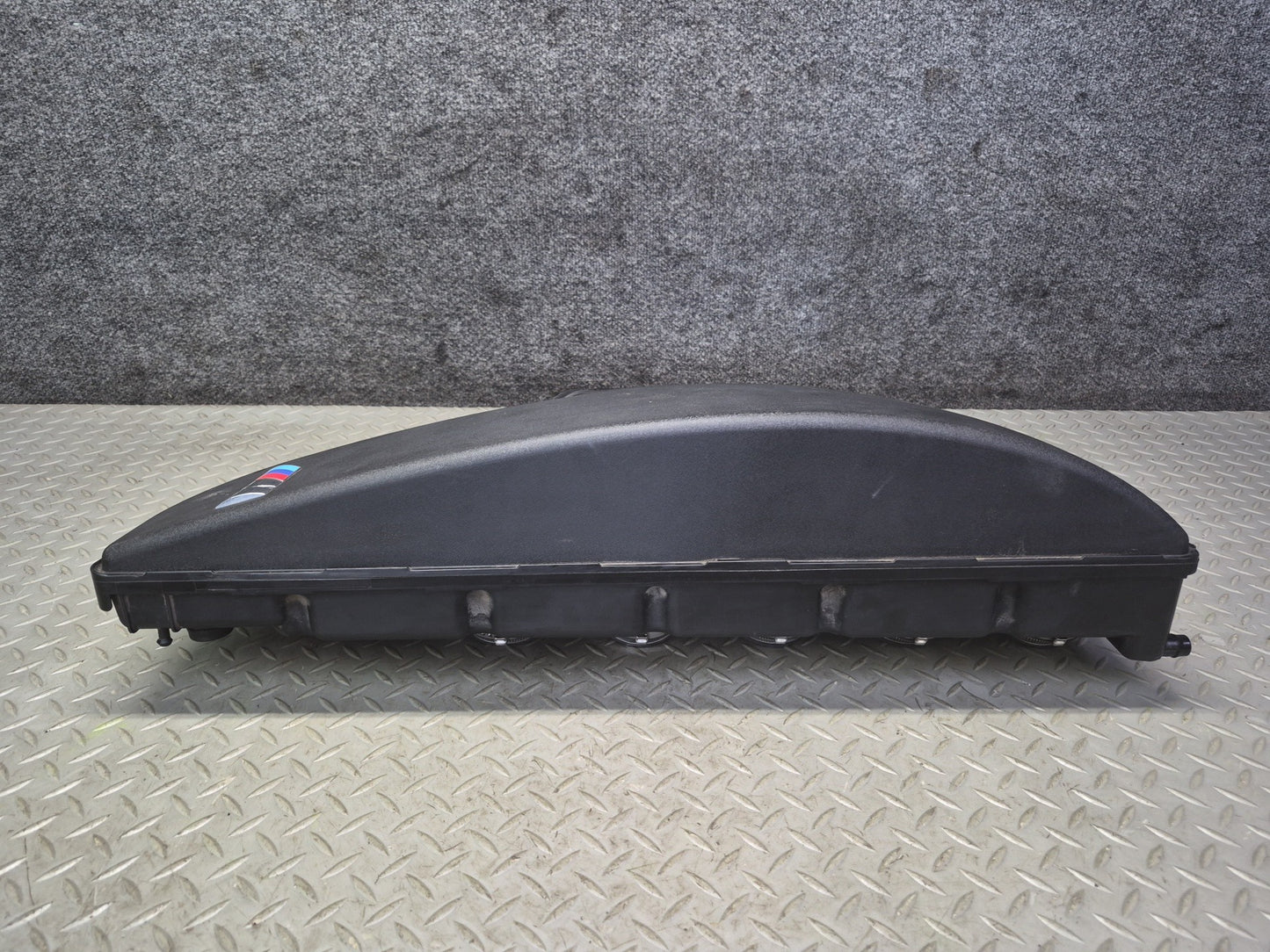 2006-2010 BMW E64 E63 M6 Left & Right Side Air Intake Intake Manifold Plenum Set
