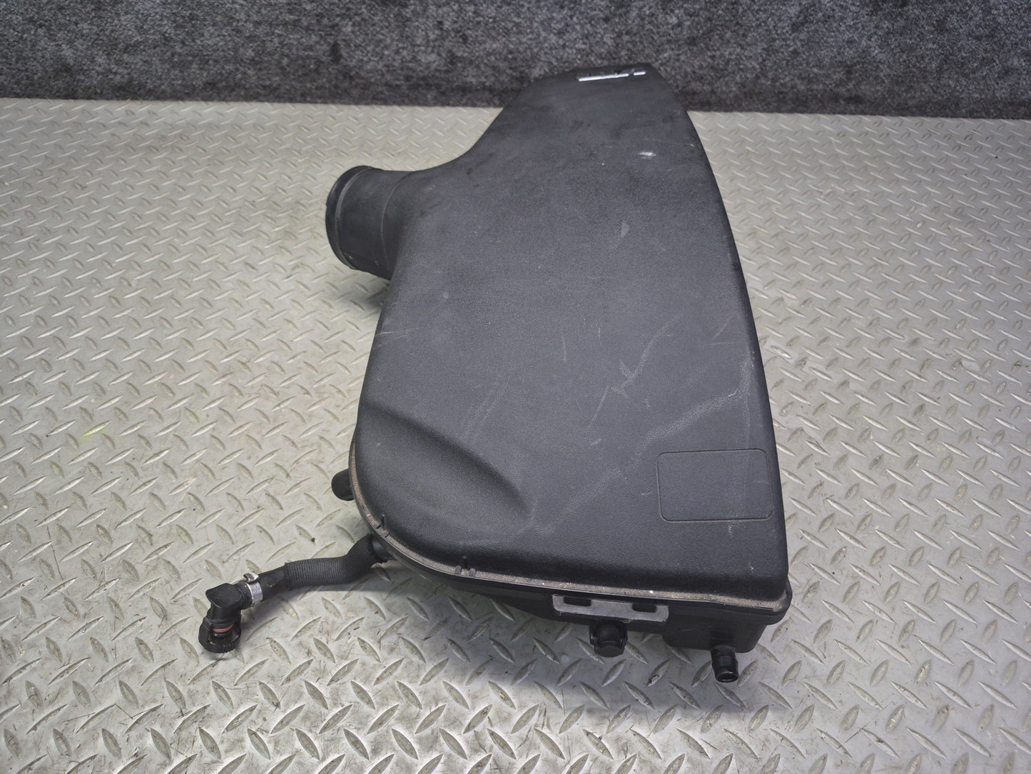 2006-2010 BMW E64 E63 M6 Left & Right Side Air Intake Intake Manifold Plenum Set
