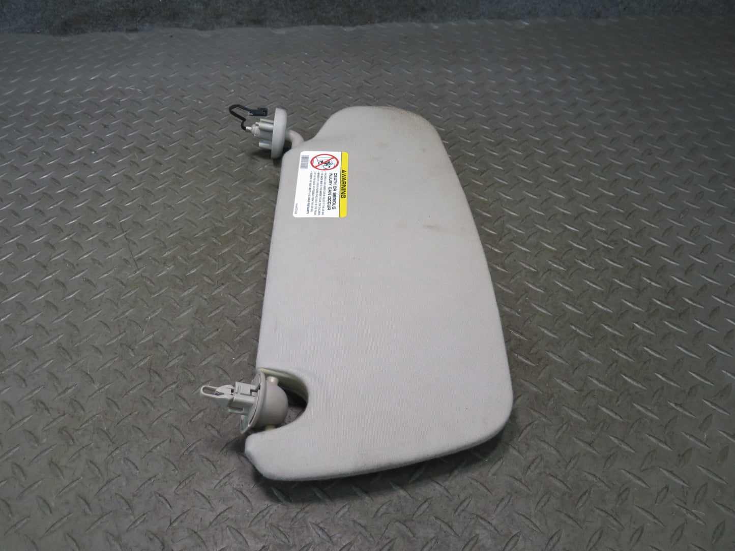 02-08 Dodge RAM 1500 DR Front Left & Right Sun Visor Set of 2