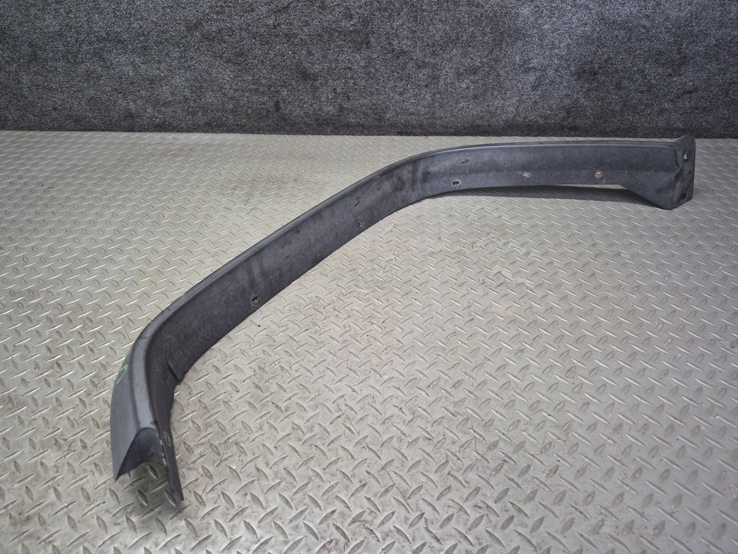 2003-2009 Hummer H2 Rear Left & Right Fender Flare Wheel Arch Molding Set of 2