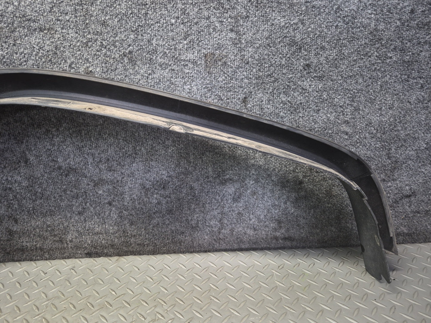 2003-2009 Hummer H2 Rear Left & Right Fender Flare Wheel Arch Molding Set of 2