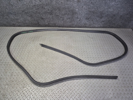 2003-2009 Hummer H2 Rear Trunk Tailgate Lift Gate Weather Strip Rubber Seal