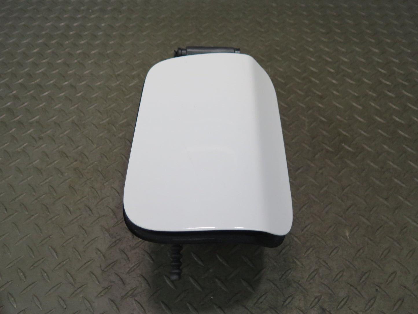 2011-2016 BMW F10 M5 Fuel Tank Filler Door Lid Cover w Housing 7204365