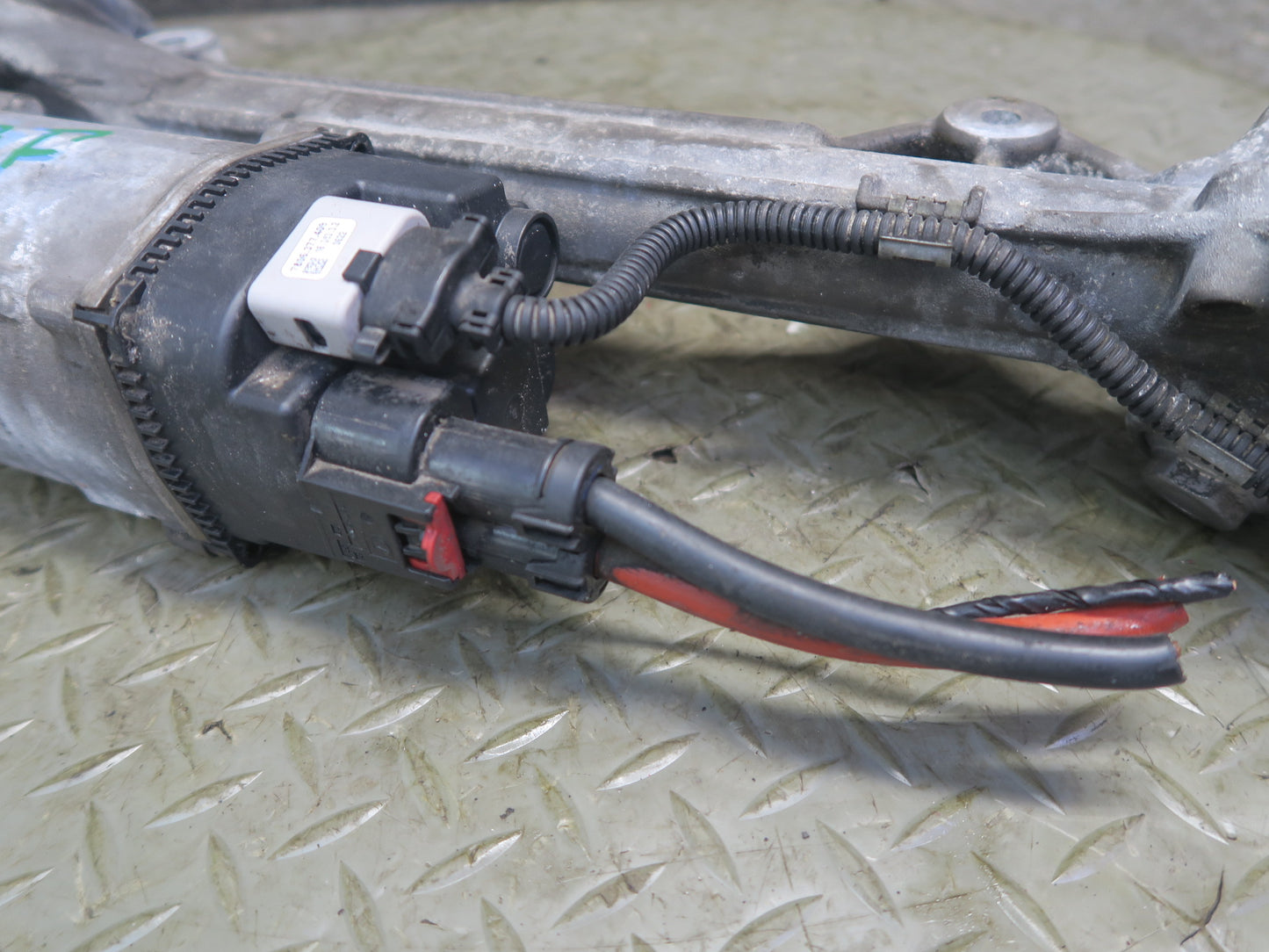 2015-2020 BMW F82 F83 M4 Electric Power Steering Rack & Pinion 8053268
