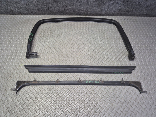 2003-2009 Hummer H2 Rear Right Window Outer Inner Weatherstrip Rubber Seal Set