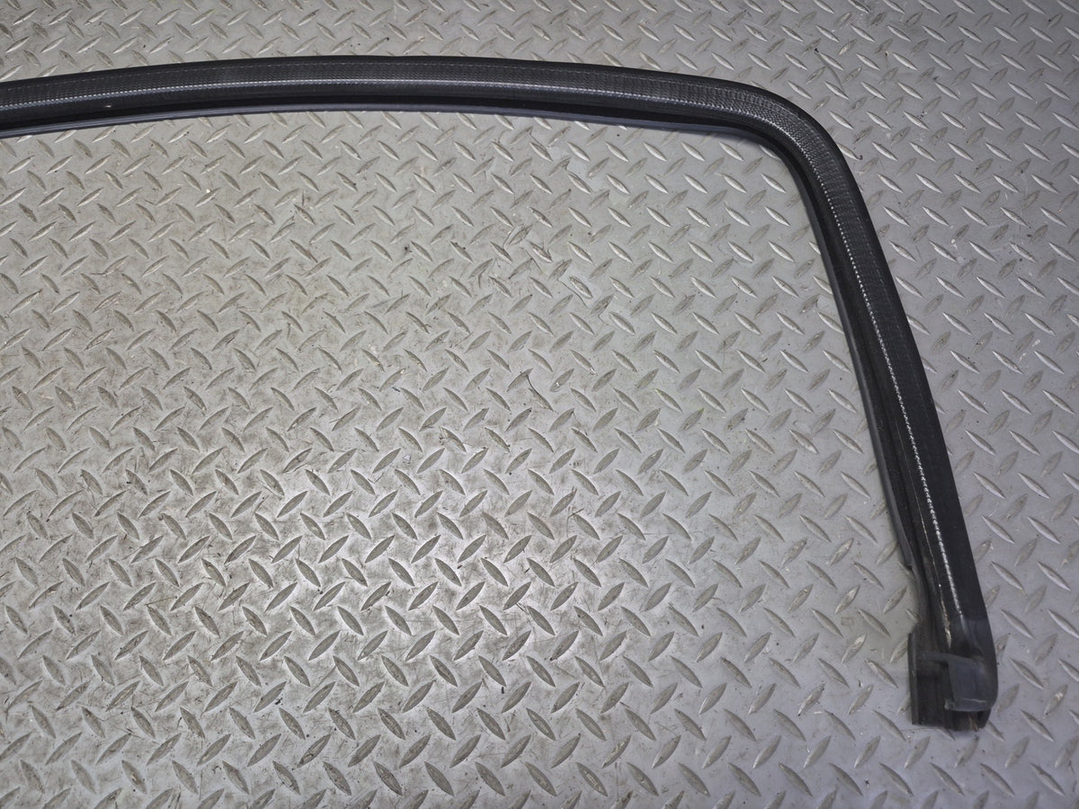 2003-2009 Hummer H2 Rear Right Window Outer Inner Weatherstrip Rubber Seal Set