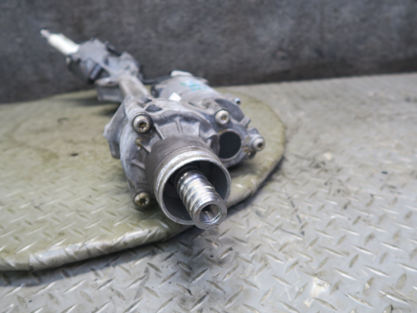 2015-2020 BMW F82 F83 M4 Electric Power Steering Rack & Pinion 8053268