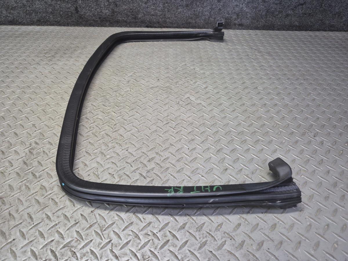2003-2009 Hummer H2 Rear Right Window Outer Inner Weatherstrip Rubber Seal Set