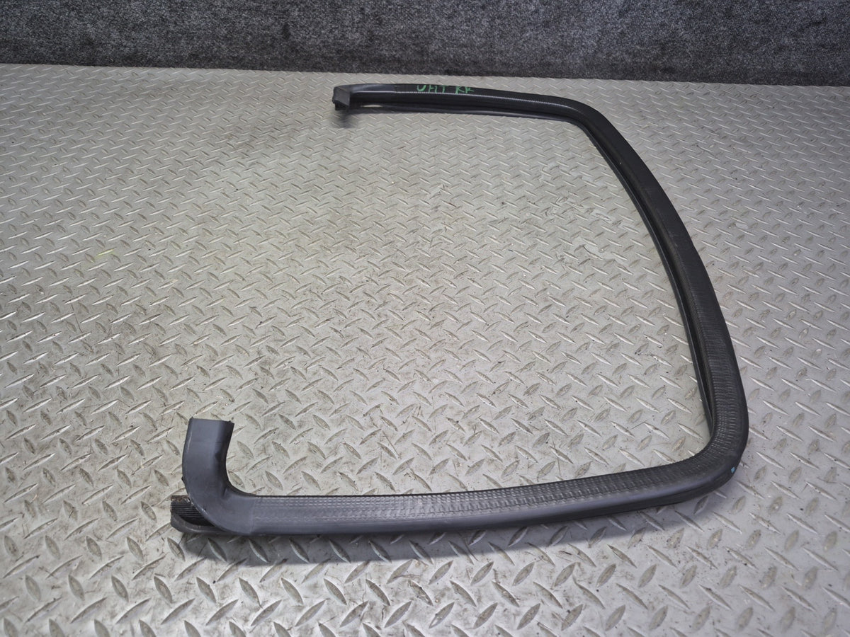 2003-2009 Hummer H2 Rear Right Window Outer Inner Weatherstrip Rubber Seal Set