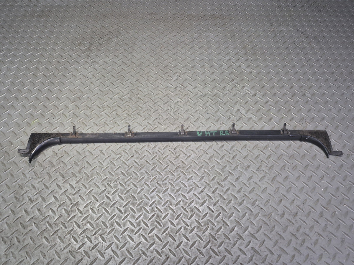 2003-2009 Hummer H2 Rear Right Window Outer Inner Weatherstrip Rubber Seal Set