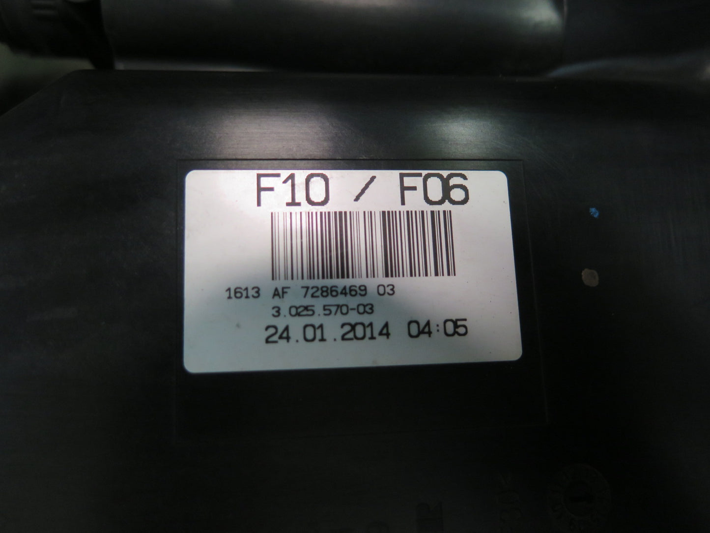 2011-2016 BMW F10 M5 Fuel Evap Vapor Charcoal Canister Assembly 7286469