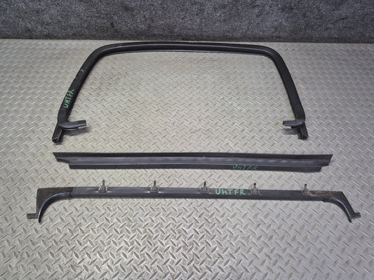 2003-2009 Hummer H2 Front Right Window Outer Inner Weatherstrip Rubber Seal Set