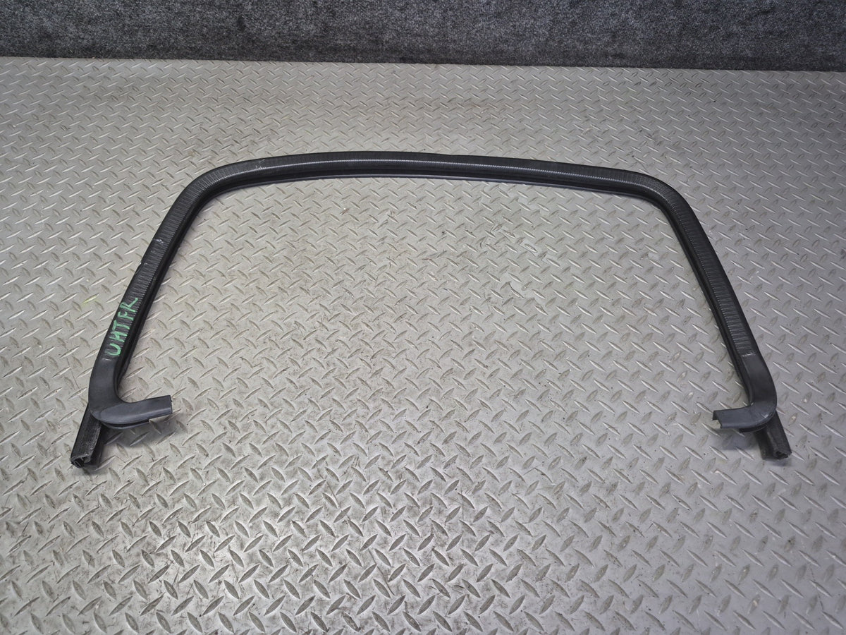 2003-2009 Hummer H2 Front Right Window Outer Inner Weatherstrip Rubber Seal Set