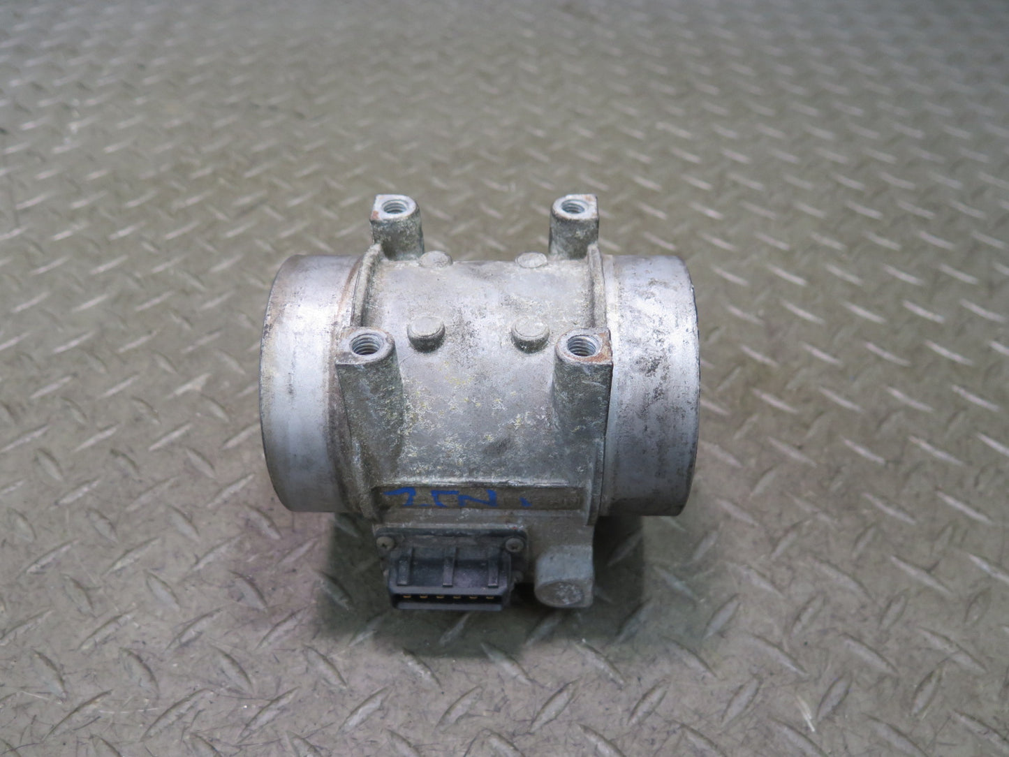 1987 Nissan Z31 300ZX NON Turbo Mass Air Flow Meter MAF Sensor OEM