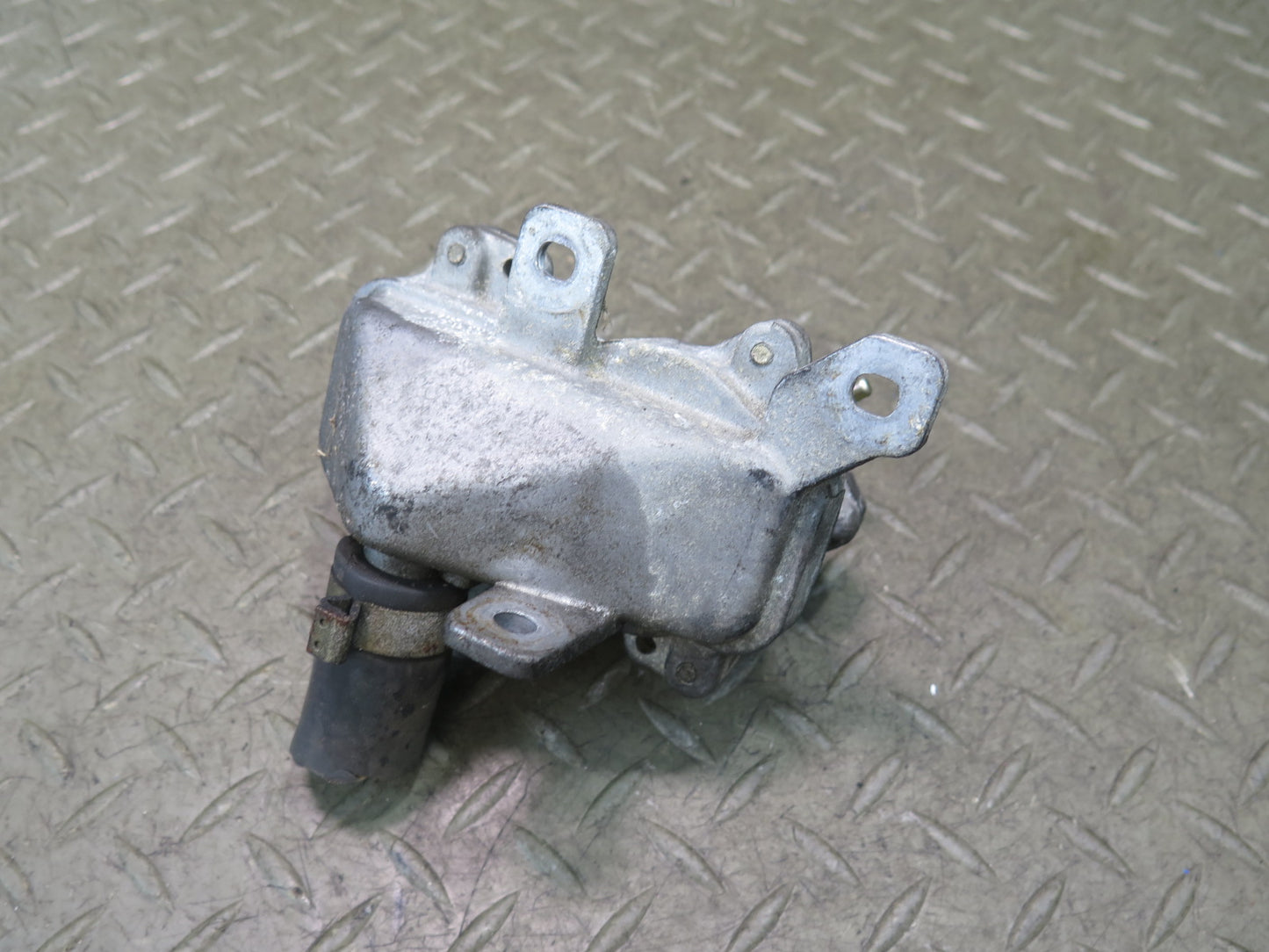 84-89 Nissan Z31 300ZX NON Turbo Auxiliary Air Injection Pump Solenoid OEM