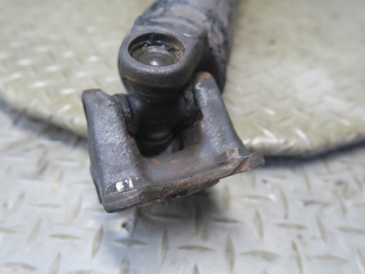 87-89 Nissan Z31 300ZX 2+0 NA M/T Drive Shaft Driveshaft OEM