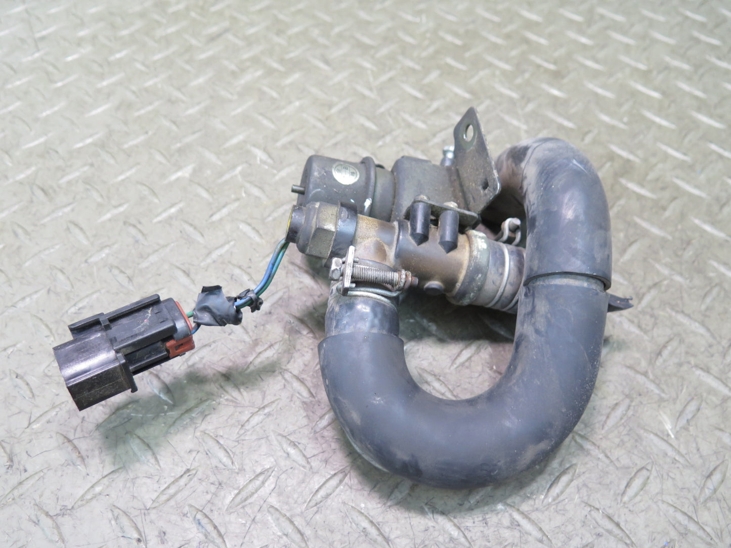 87-89 Nissan Z31 300ZX Heater Bypass Control Valve OEM