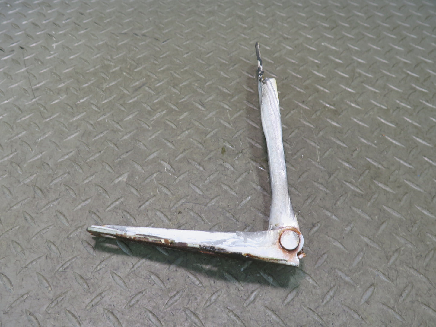84-89 Nissan Z31 300ZX Set of 2 Front Left & Right Hood Hinge White OEM
