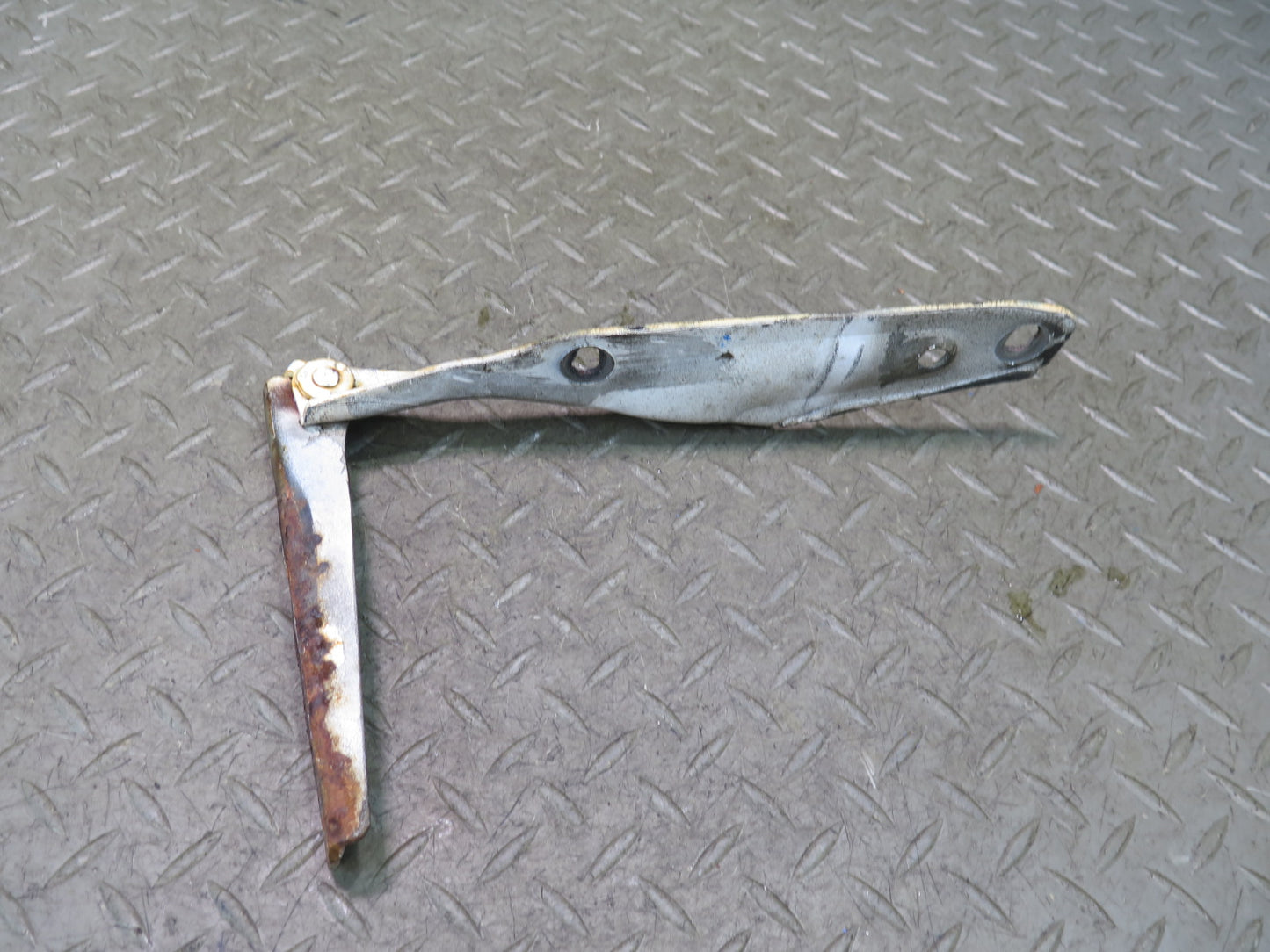 84-89 Nissan Z31 300ZX Set of 2 Front Left & Right Hood Hinge White OEM