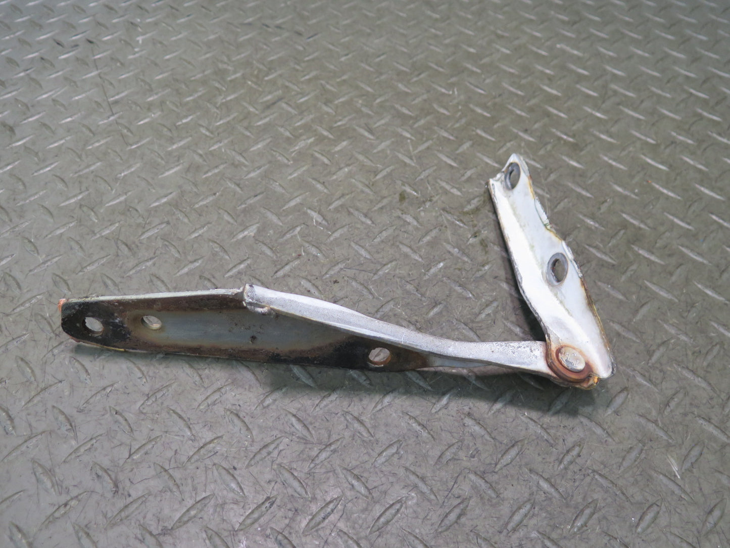 84-89 Nissan Z31 300ZX Set of 2 Front Left & Right Hood Hinge White OEM