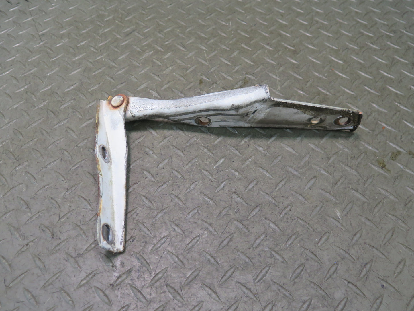 84-89 Nissan Z31 300ZX Set of 2 Front Left & Right Hood Hinge White OEM