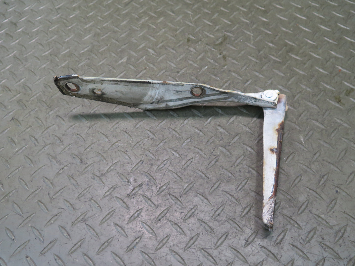 84-89 Nissan Z31 300ZX Set of 2 Front Left & Right Hood Hinge White OEM