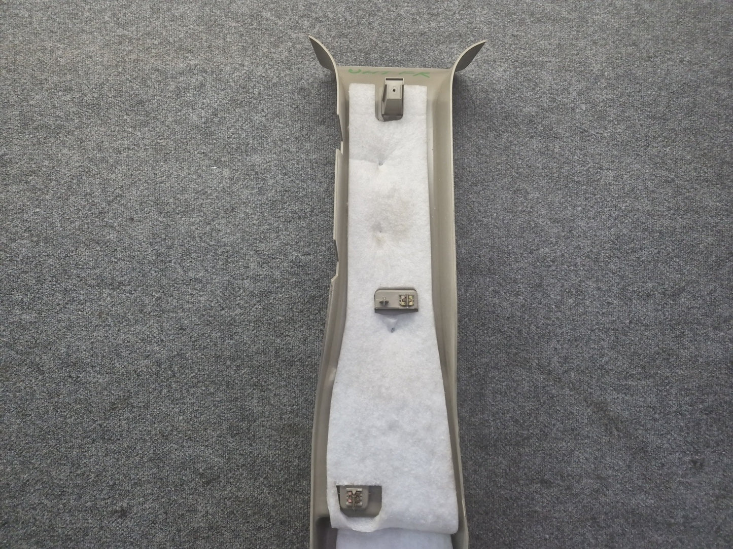 2003-2007 Hummer H2 Left & Right Interior B Pillar Trim Cover Panel Set of 2