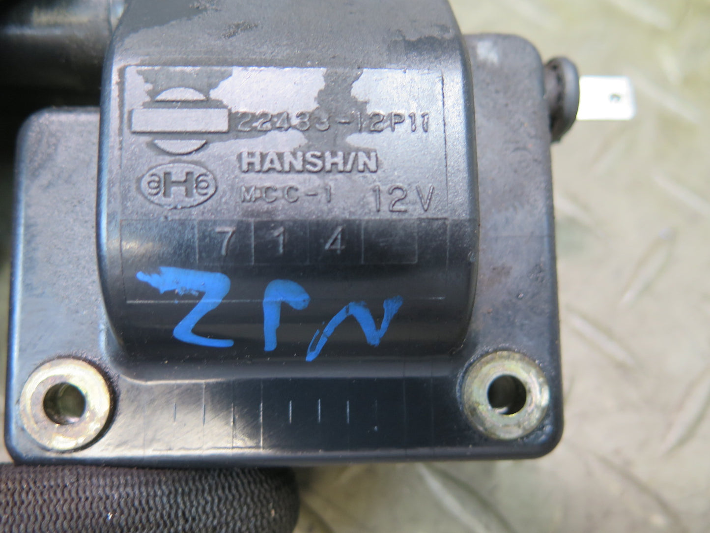 84-87 Nissan Z31 300ZX VG30E NON Turbo Ignition Coil 22433-12P11 OEM