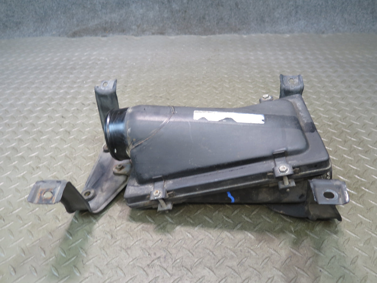 84-89 Nissan Z31 300ZX NON Turbo Air Intake Cleaner Filter Box w Mount OEM