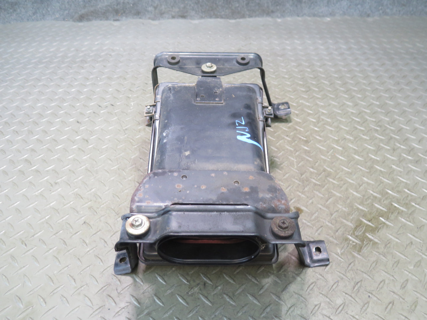 84-89 Nissan Z31 300ZX NON Turbo Air Intake Cleaner Filter Box w Mount OEM