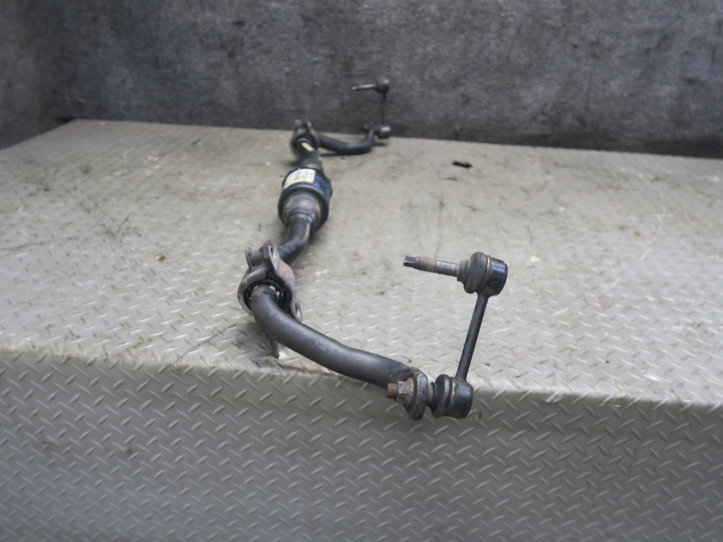 2012-2015 Mercedes W166 ML63 AMG AWD Rear Adaptive Anti Roll Sway Bar Stabilizer