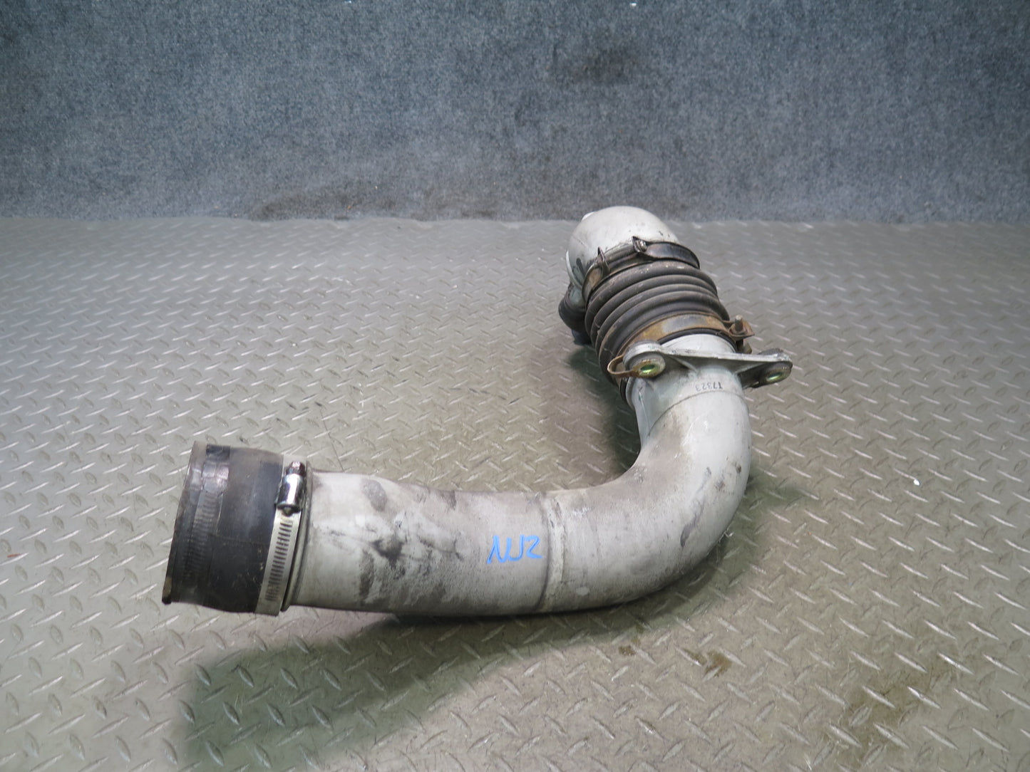 84-89 Nissan Z31 300ZX 3.0L VG30E NON Turbo Air Intake Hose Pipe Line OEM